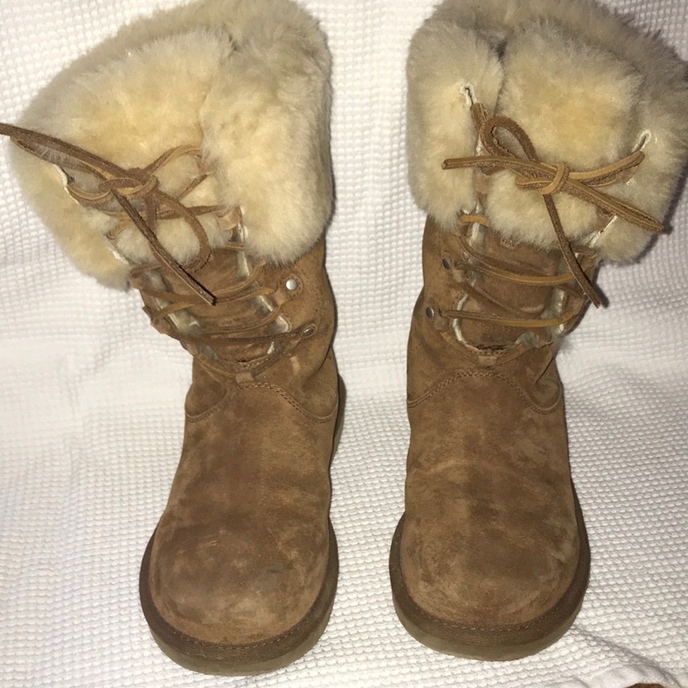 Lace up super fluffy UGG boots